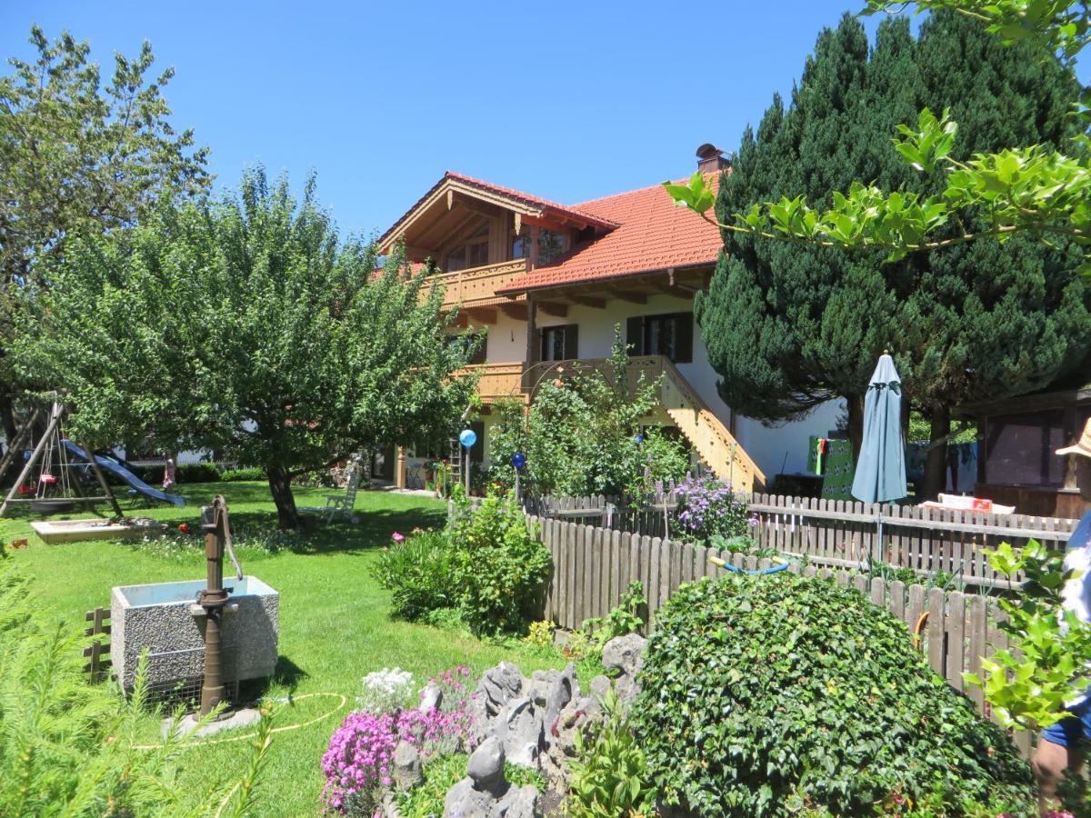 Landhaus Familie Doll Ferienwohnung Emerde Bichl Esterno foto