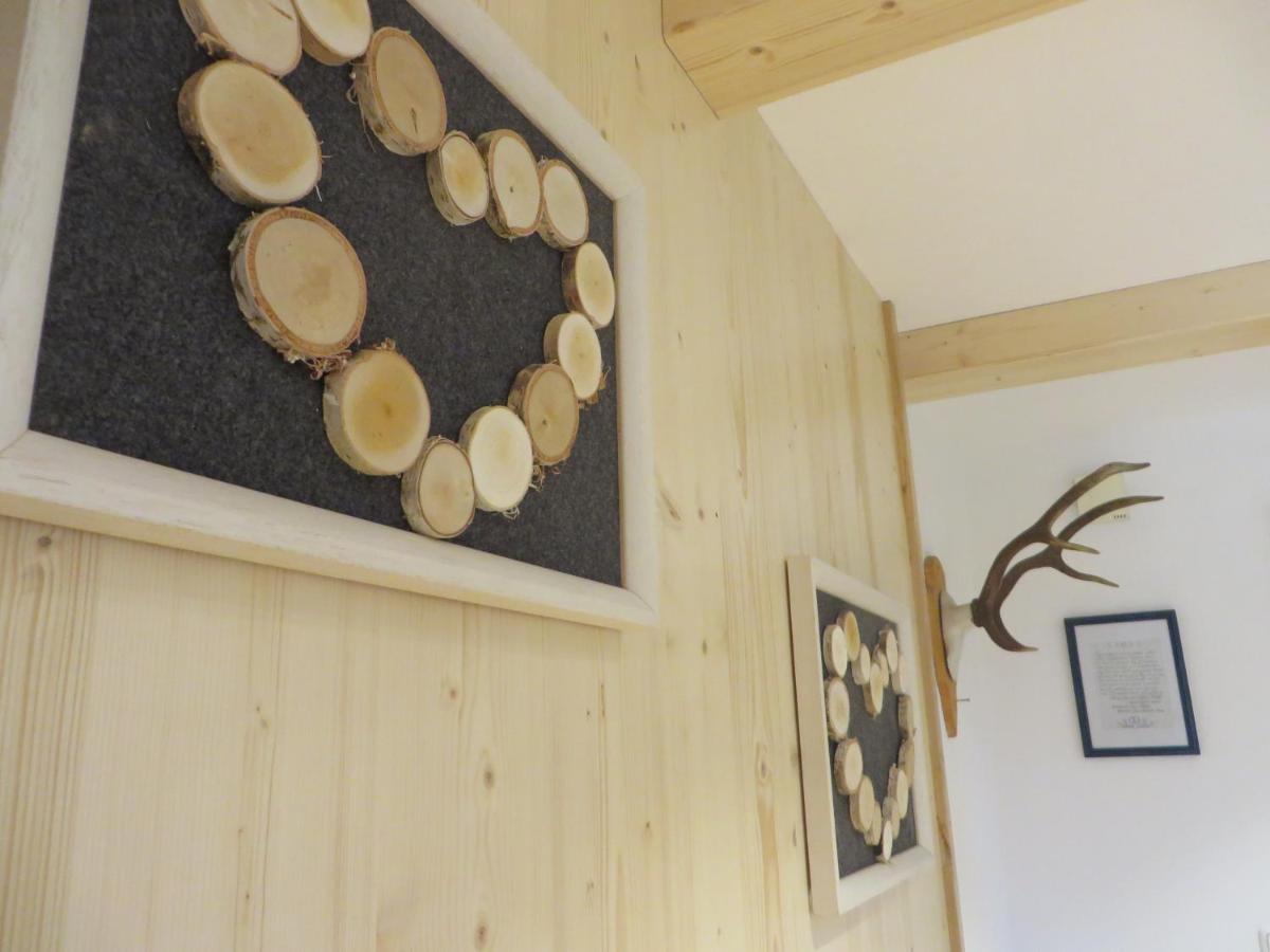 Landhaus Familie Doll Ferienwohnung Emerde Bichl Esterno foto